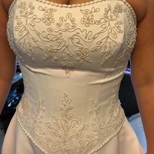 Wedding dress